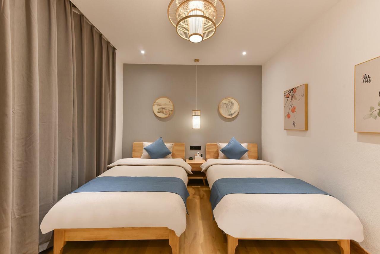 Yifangyan - Tingyuan Qingshe Hostel فنغهوانغ المظهر الخارجي الصورة